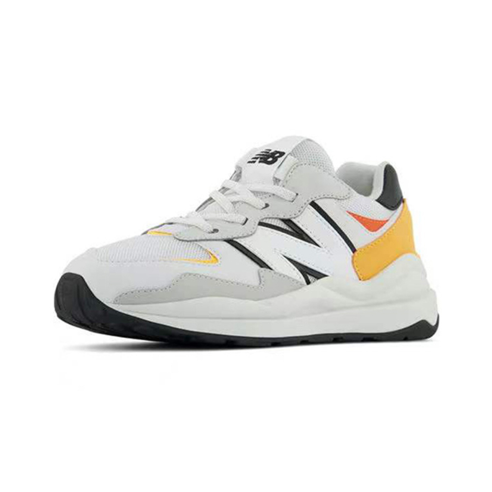 New Balance 5740