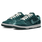 Nike Dunk "Atomic Teal"