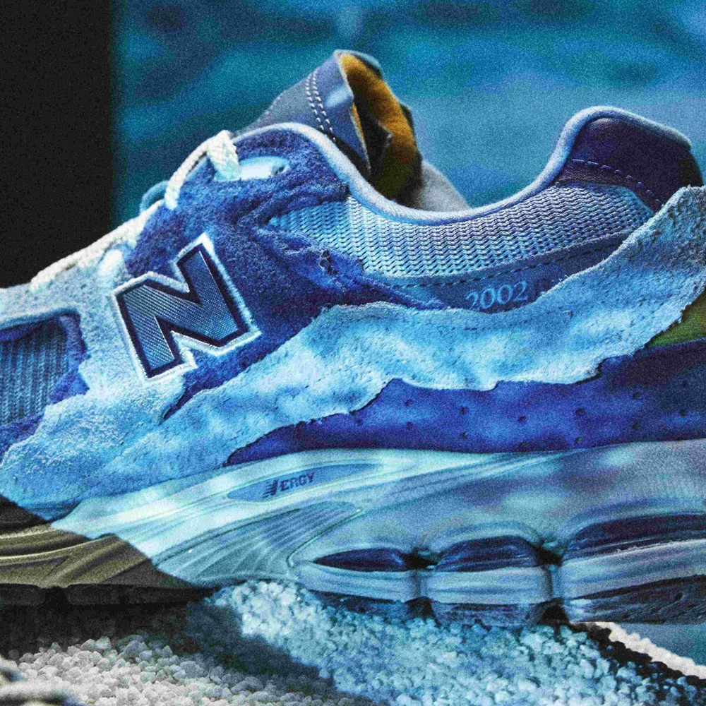 New Balance NB 2002R