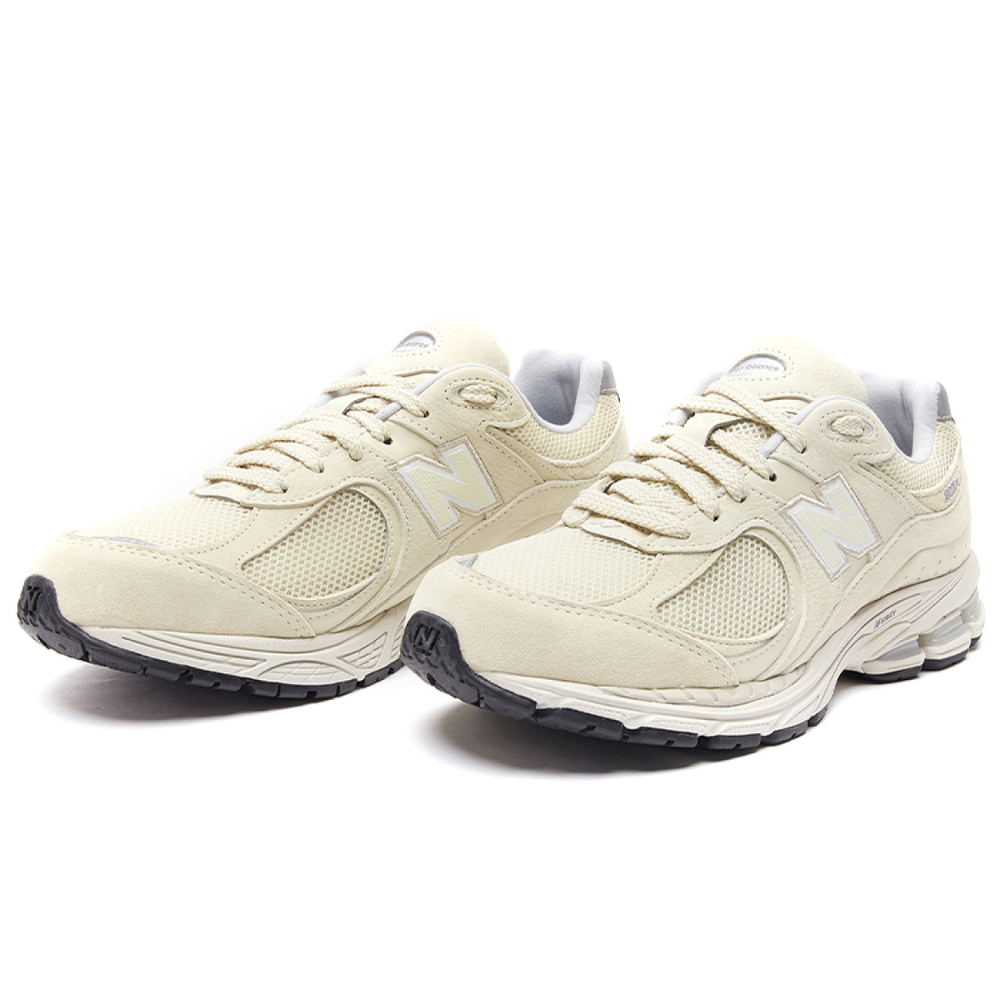 New Balance NB 2002R