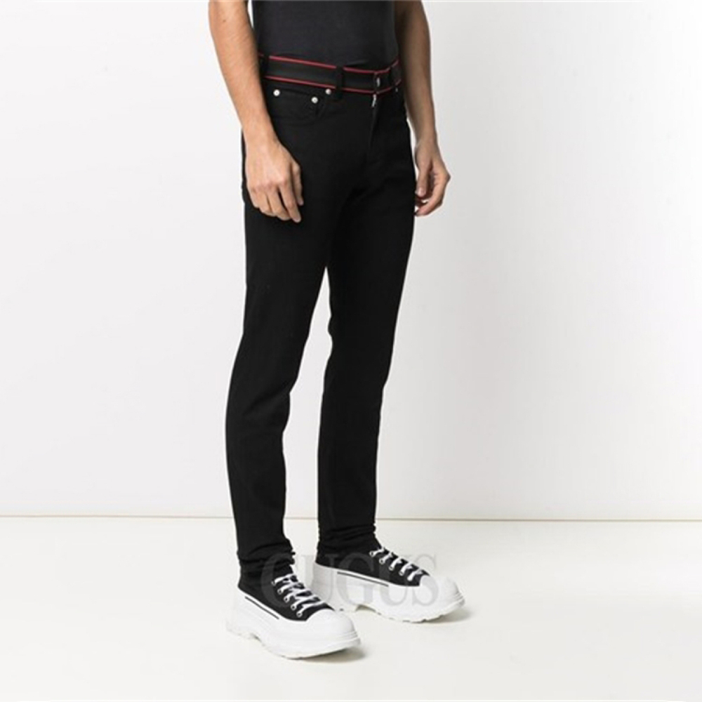 Alexander McQueen Logo