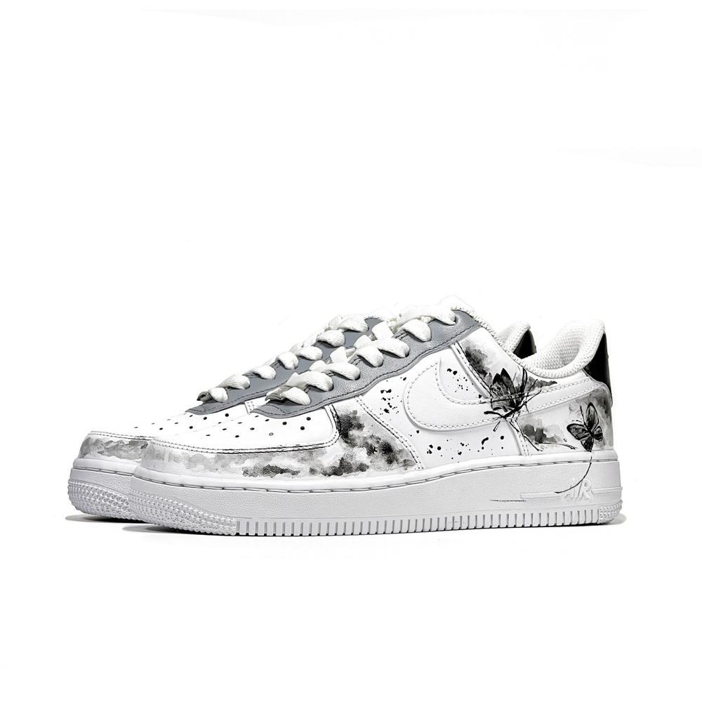 【 】 Nike Air Force 1
