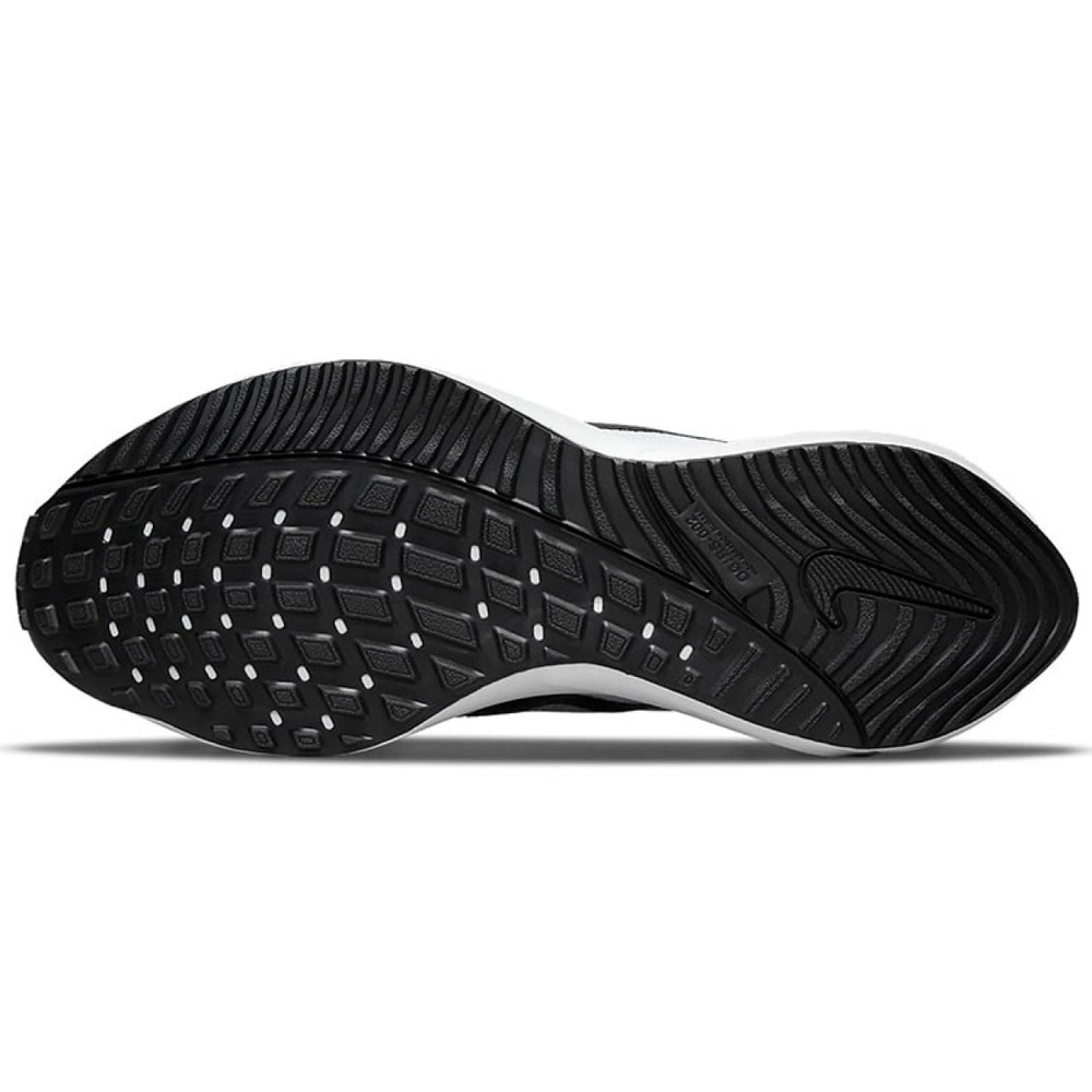Nike Air Zoom Vomero 16