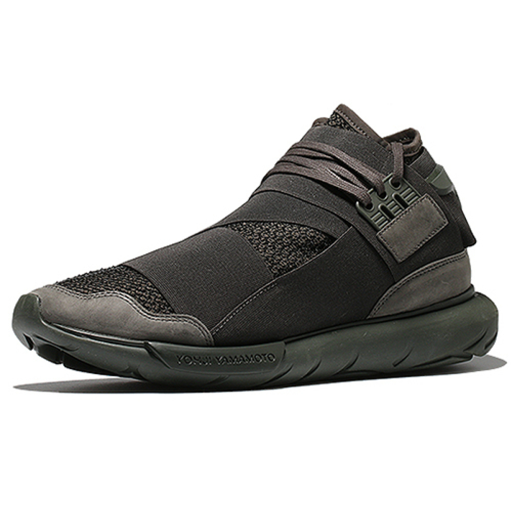Y-3 Qasa