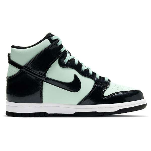 Nike Dunk barely green