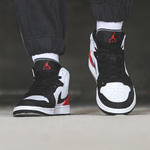 Jordan Air Jordan 1 Mid "Black Toe"