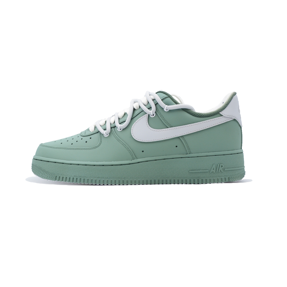 【 】 Nike Air Force 1