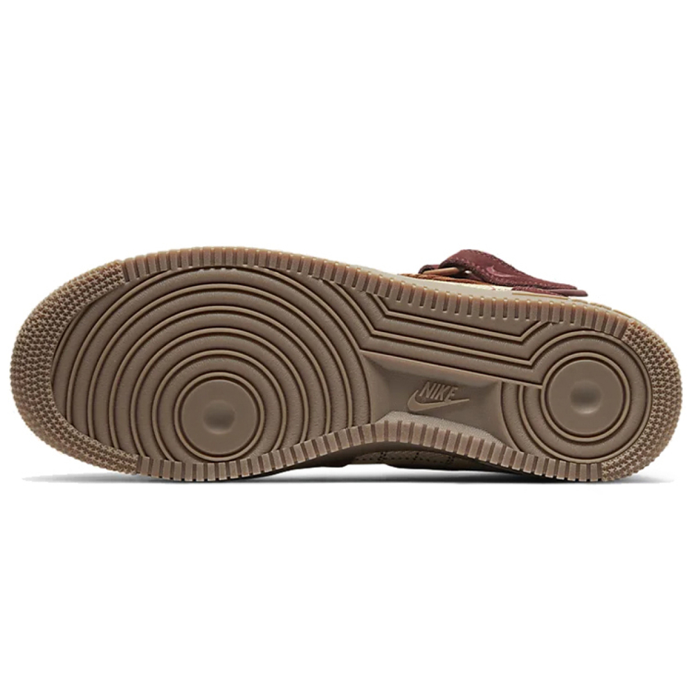 Nike Air Force 1 07 LV8