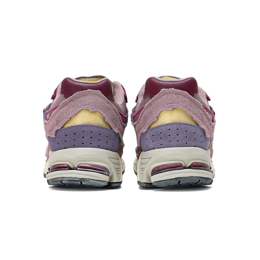 New Balance NB 2002R