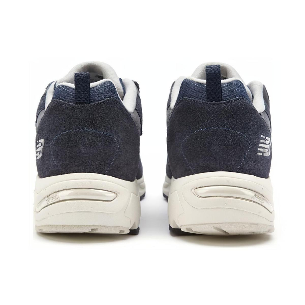 New Balance NB 875