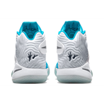 Nike Kyrie 2 "Christmas"