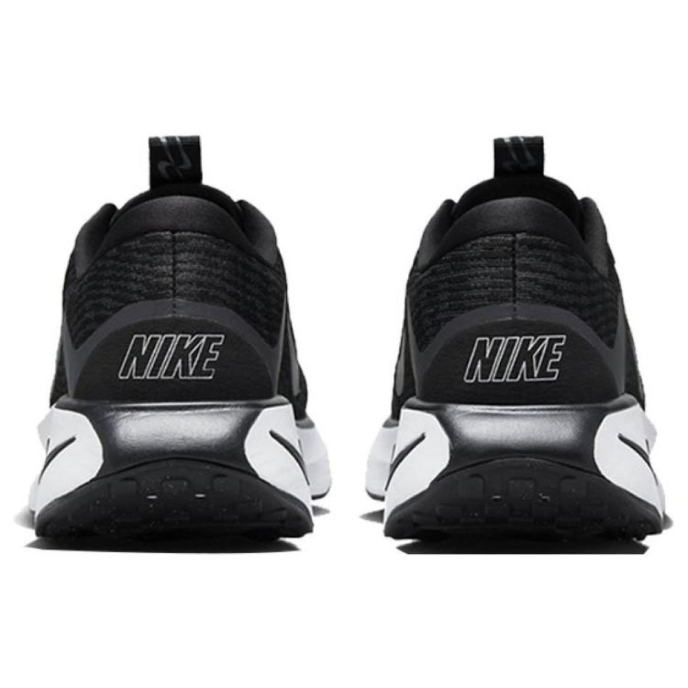 Nike Motiva