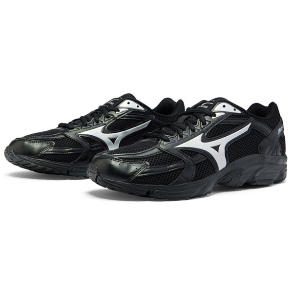 Mizuno Spark CN1