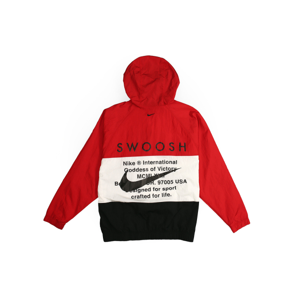 Nike Sportswear Swoosh