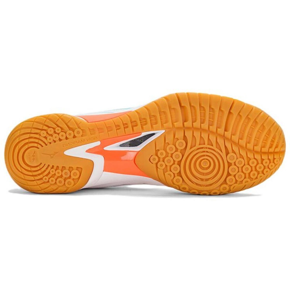 Mizuno Fang Zero 2