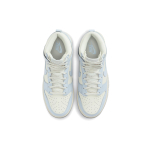 Nike Dunk football grey