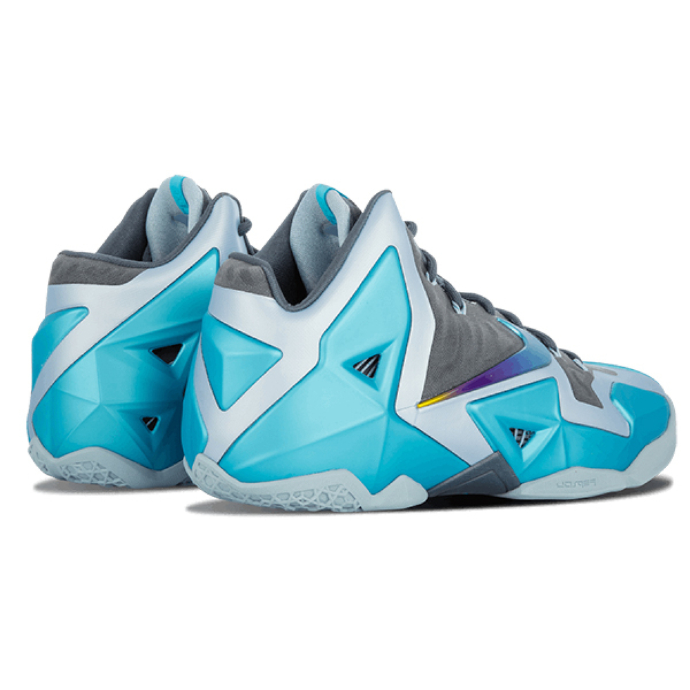 Nike Lebron 11