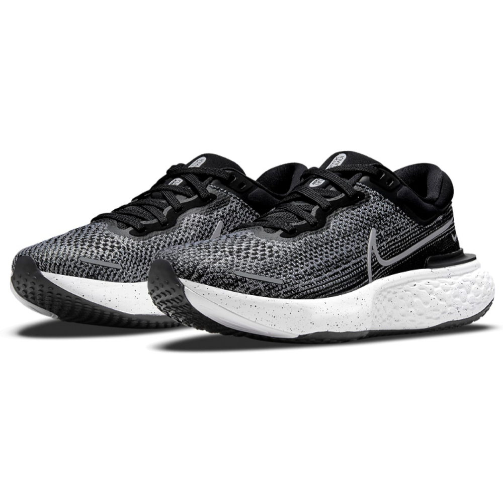 Nike Invincible Run 1 Flyknit
