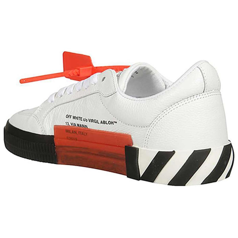 OFF-WHITE