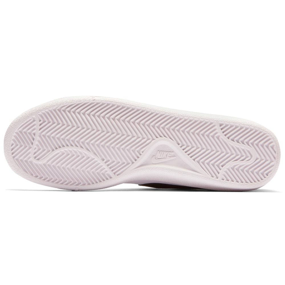Nike Court Majestic Leather