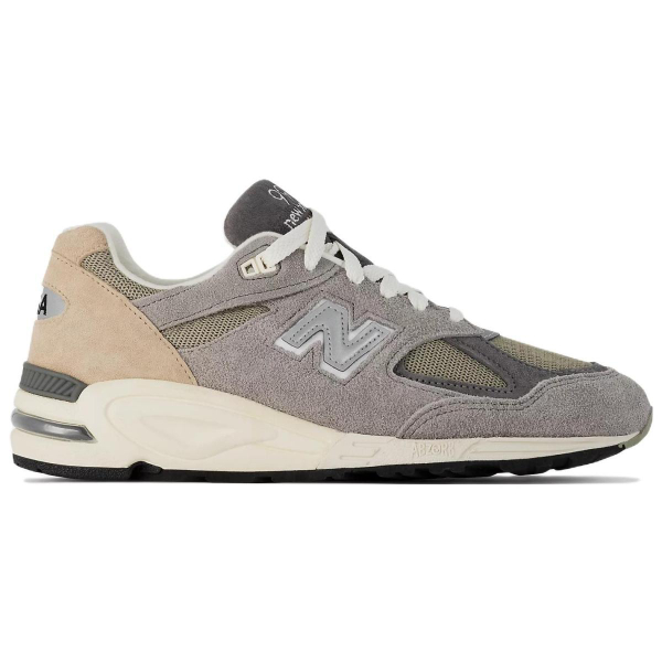 New Balance Teddy Made NB 990 V2