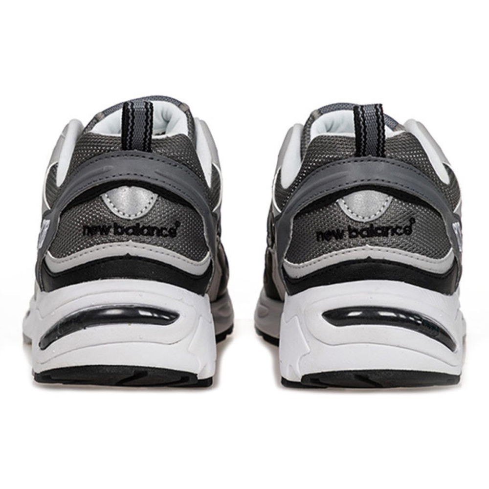 New Balance NB 878