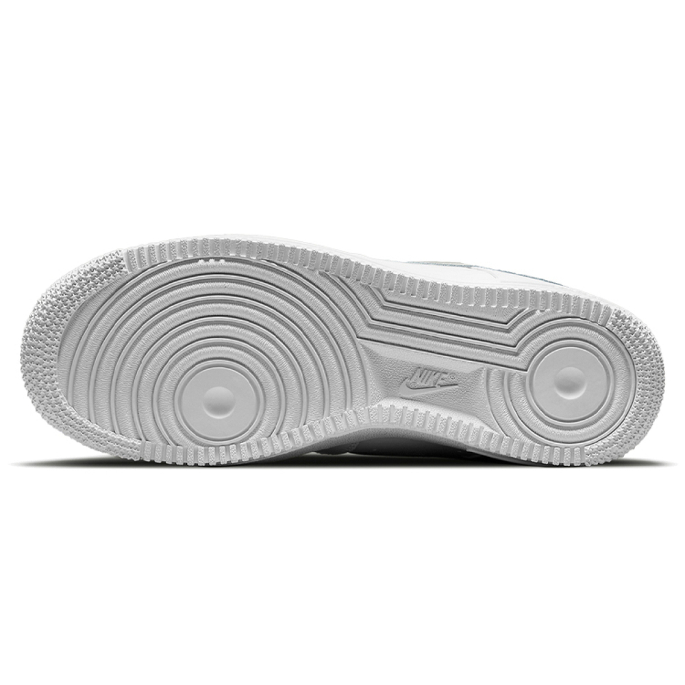 Nike Air Force 1 07 essential