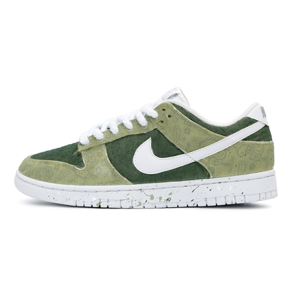 【 】 Nike Dunk Low ESS