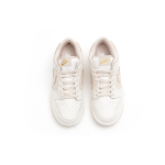 【 】 Nike Dunk Low "Gold Swoosh"