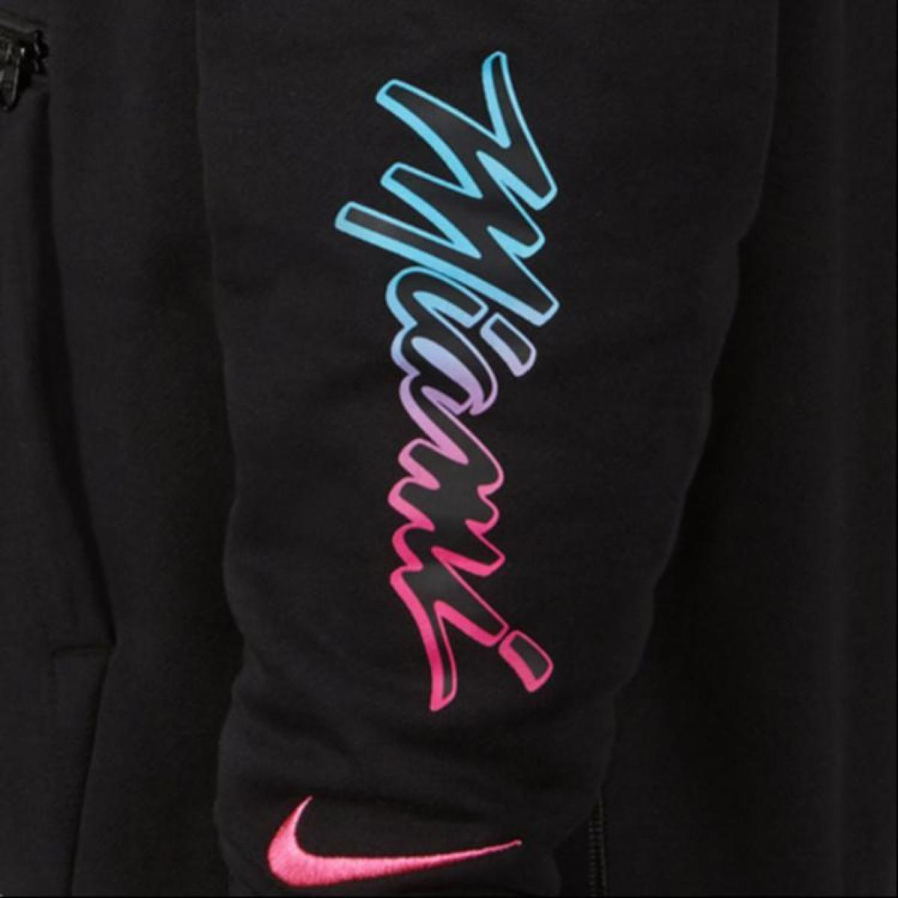 Nike Courtside