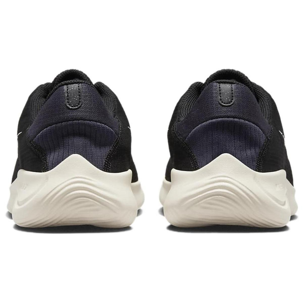 Nike Flex Experience Run 11