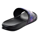 Nike Benassi