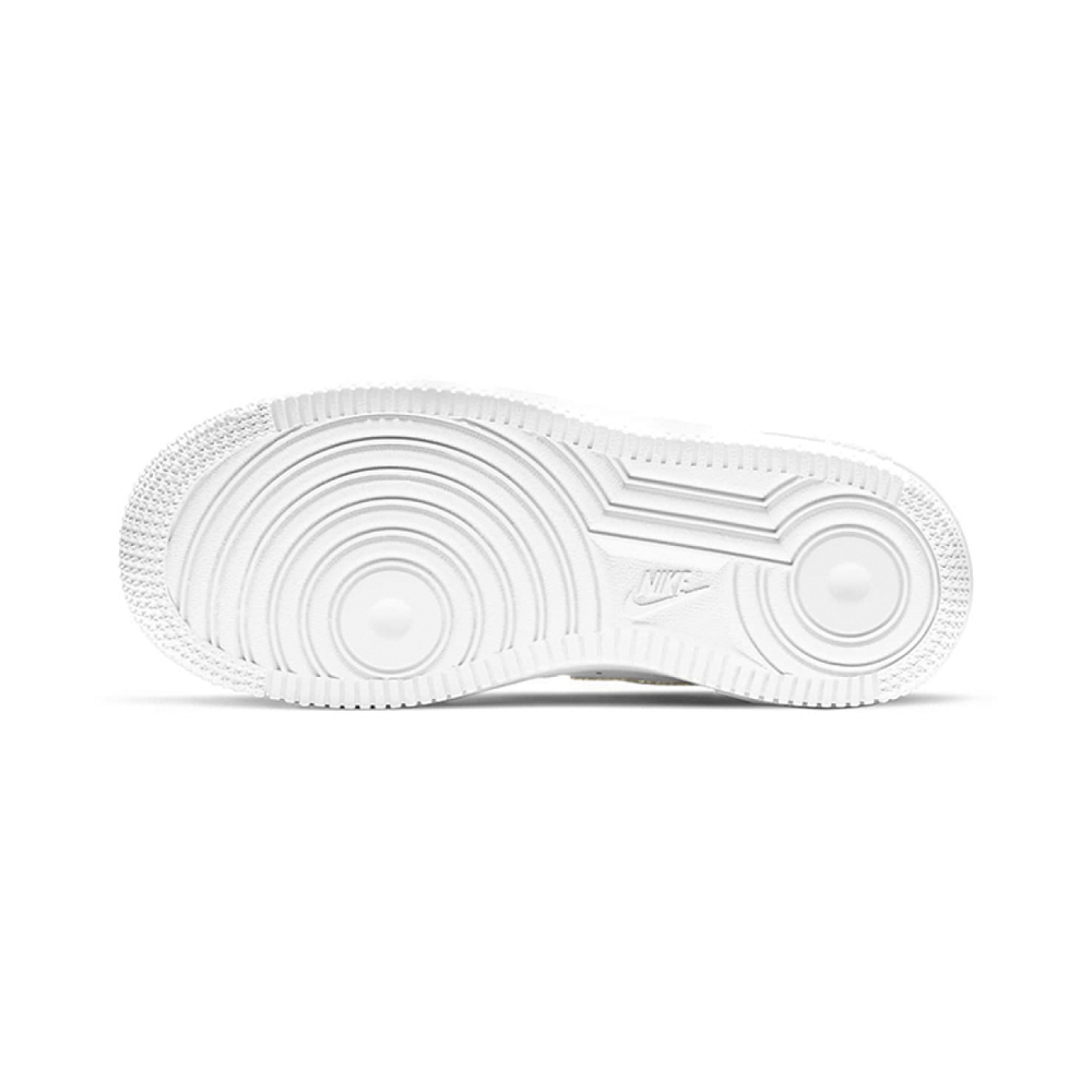 Nike Air Force 1 LV8 1