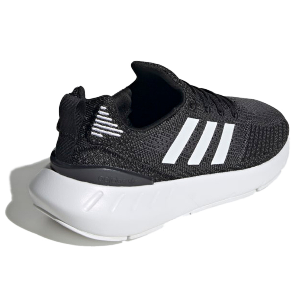 Adidas originals Swift Run 22