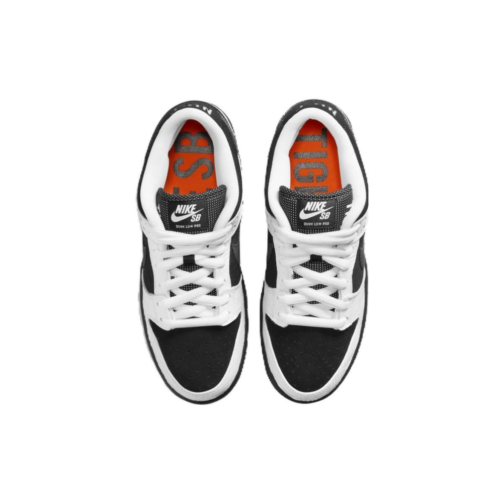 TIGHTBOOTH x Nike Dunk SB Pro "Black and White"