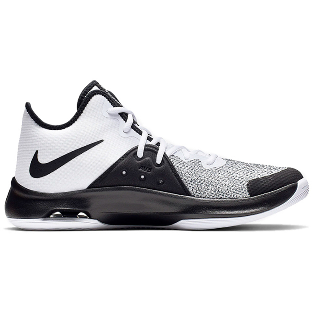 Nike Air Versitile 3