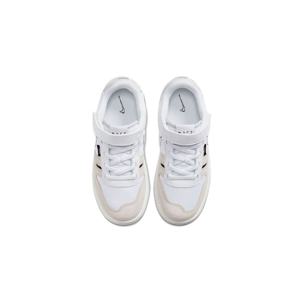 Nike Squash Type