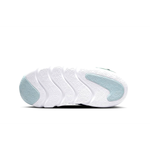 Nike Dynamo GO SE