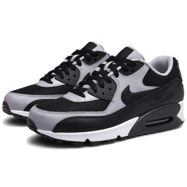 Nike Air Max 90 Essential