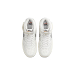 Nike Air Force 1 LE
