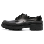 Alexander McQueen Tread Slick logo
