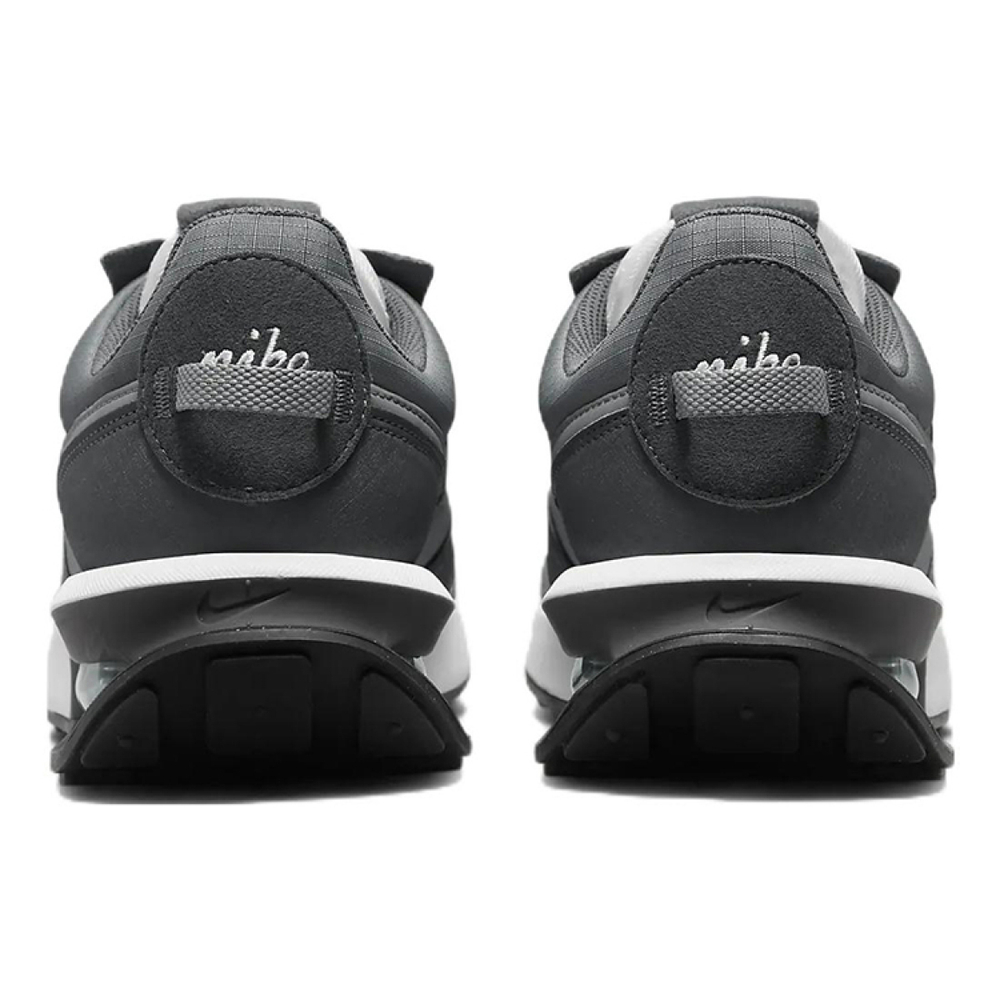 Nike Air Max Pre-Day
