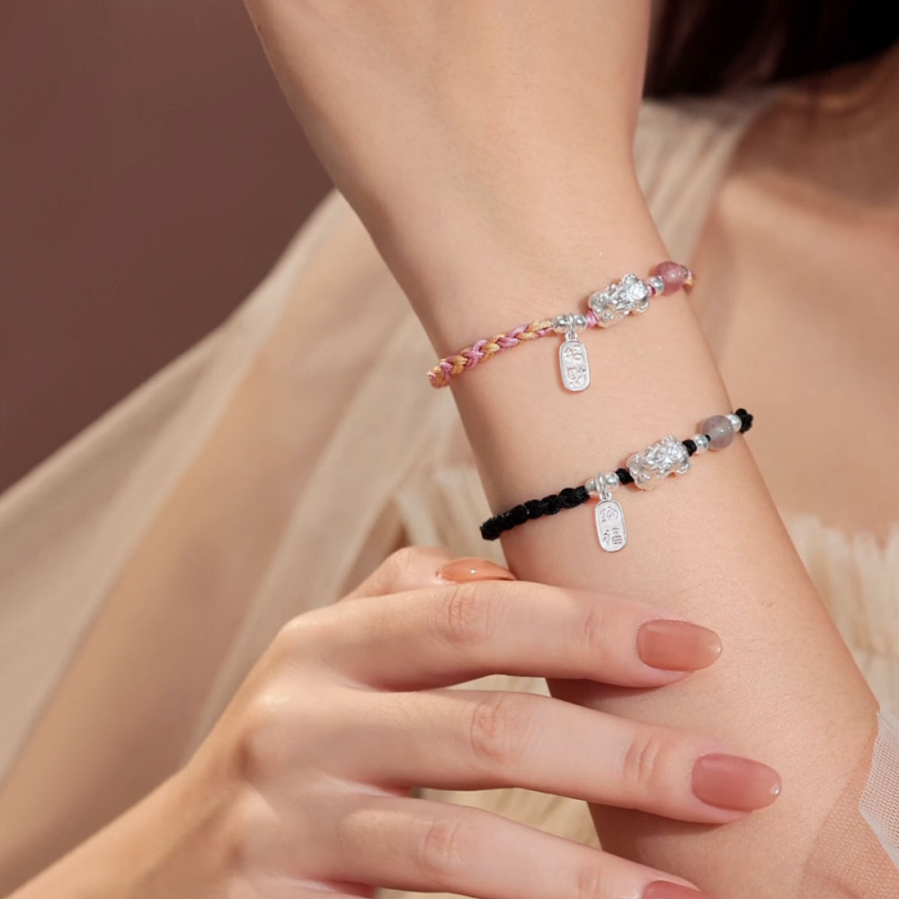 【 】 Crafts Women