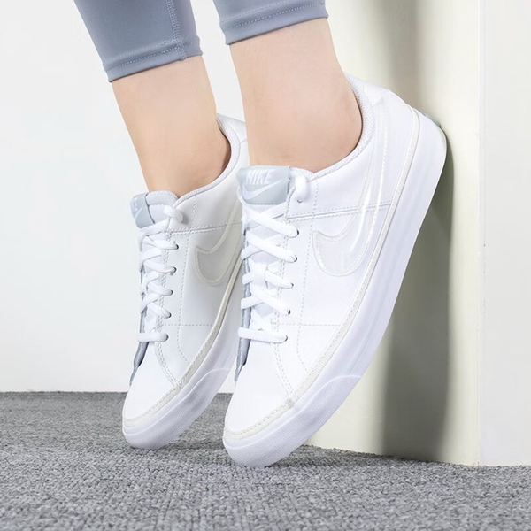 Nike Court Legacy
