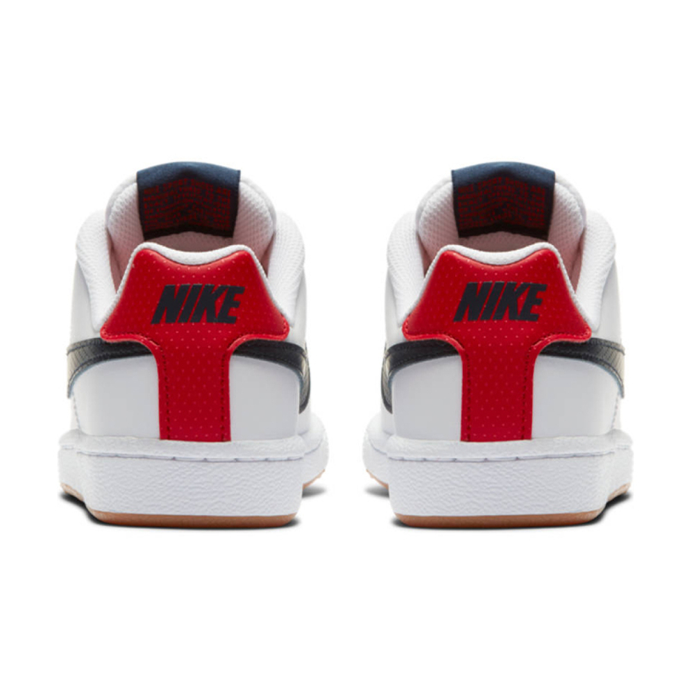 Nike Court Royale