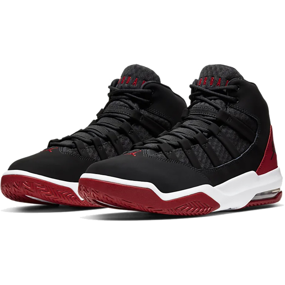 Jordan Max Aura