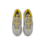 Nike Air Zoom Vomero 5