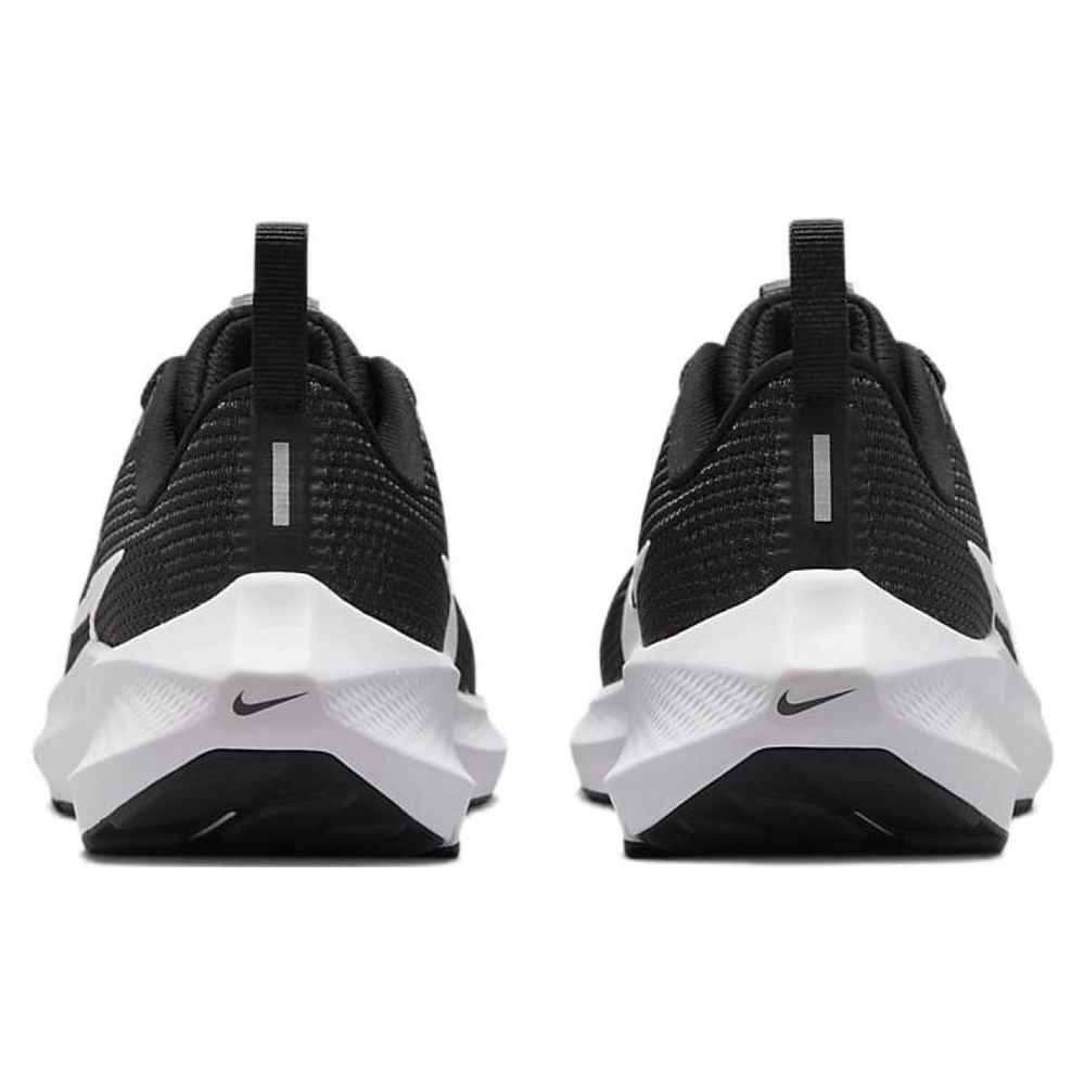 Nike Air Zoom Pegasus 40