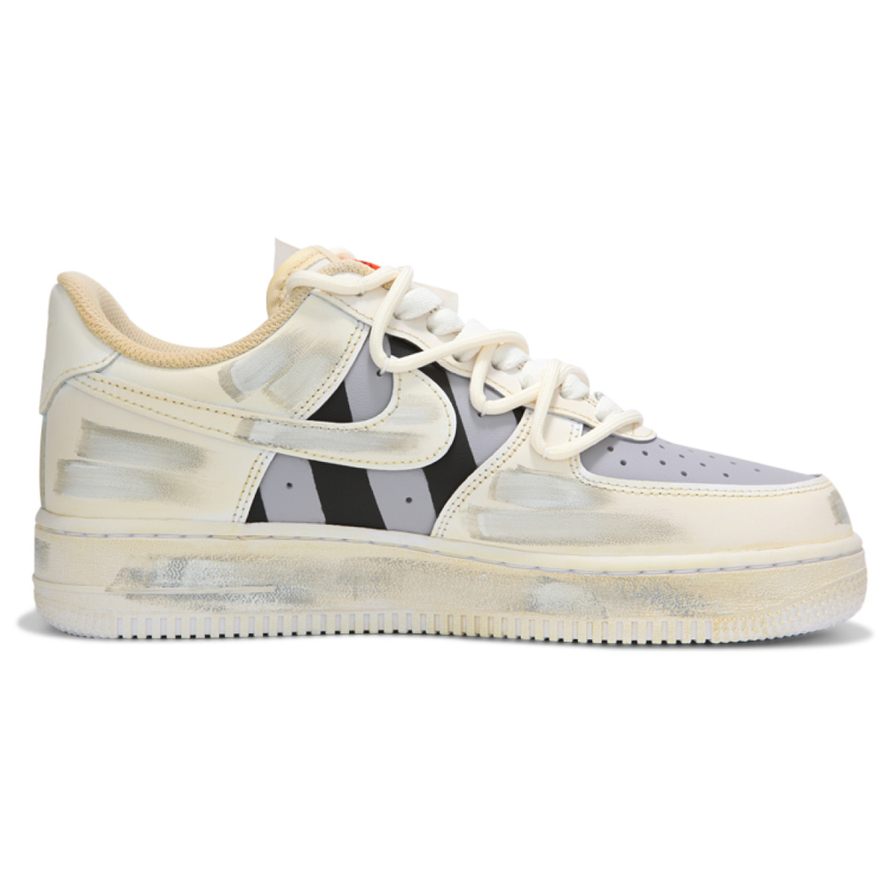 【 】 Nike Air Force 1