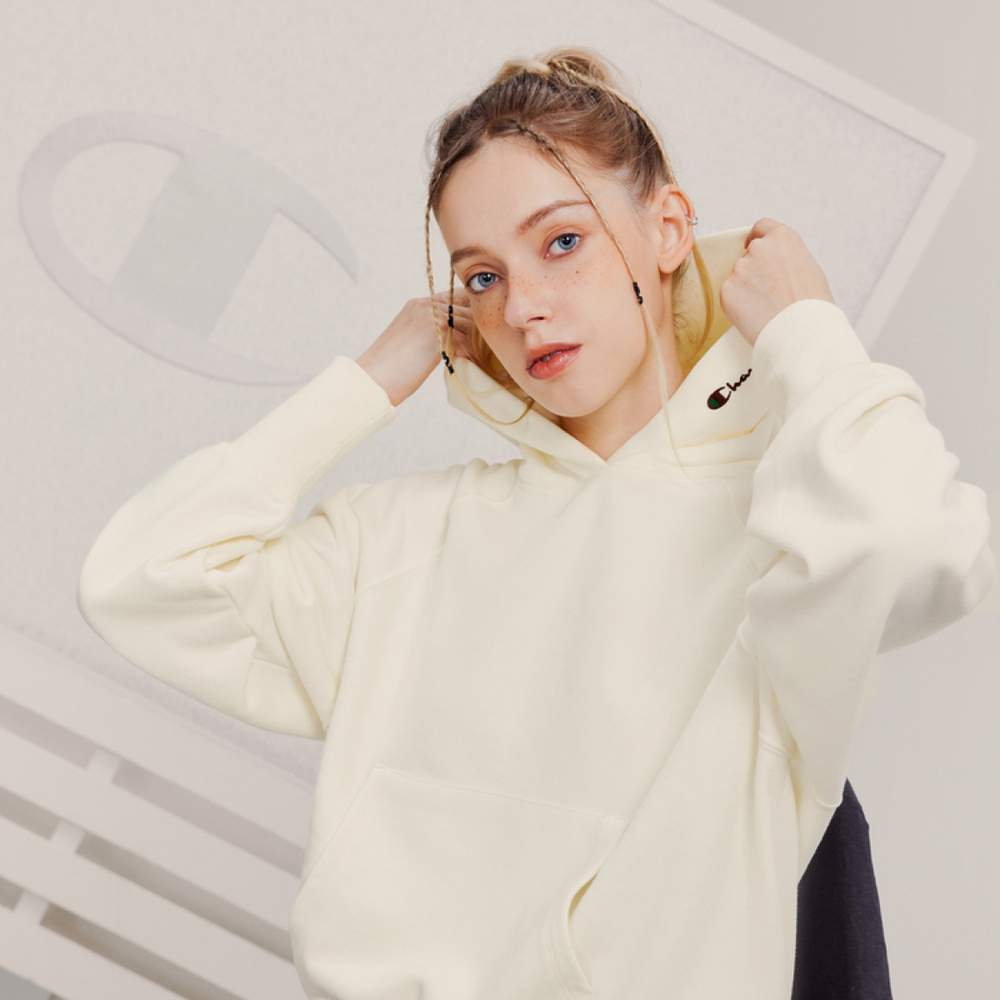 Champion FW23 Women'S Logo